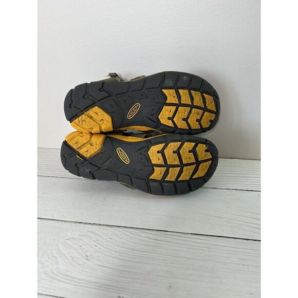 Keen Waterproof Sport Hiking close toe Sandals Dark Green Size 4 - Picture 8 of 13